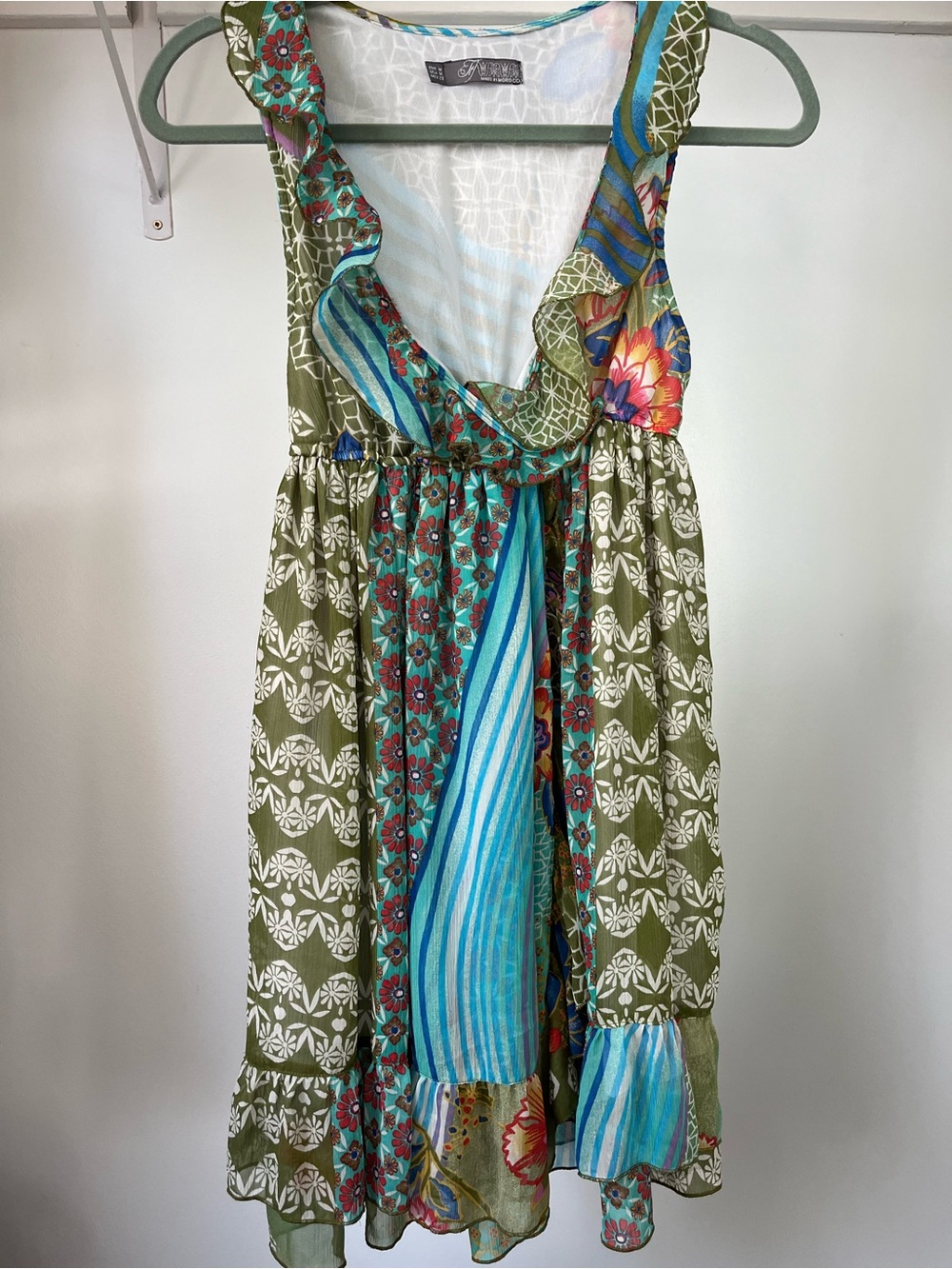 Y2K Boho Whimsical Pattern Ruffle V Neck Summer Dress Size M